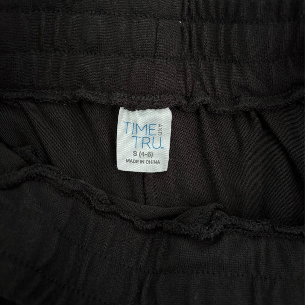 Time and Tru Black sweats - Picture 2 of 2